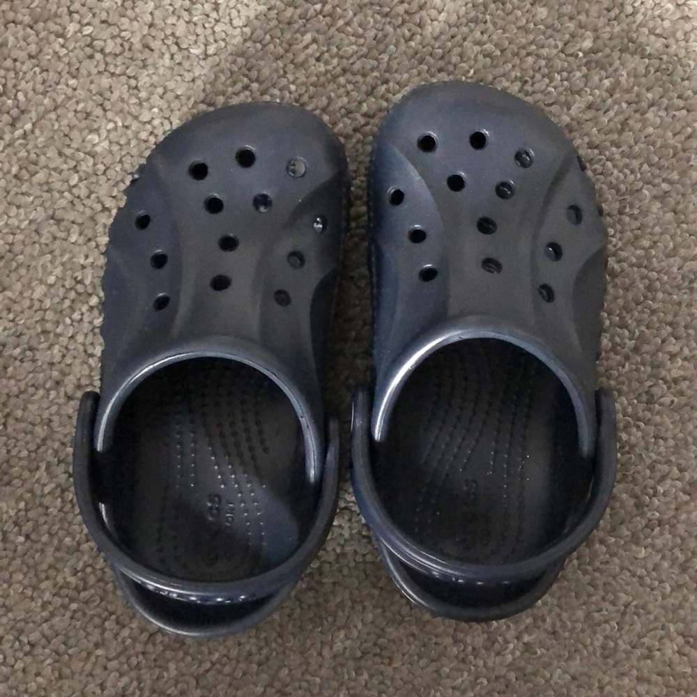 🆕Crocs, brand new, boys c9